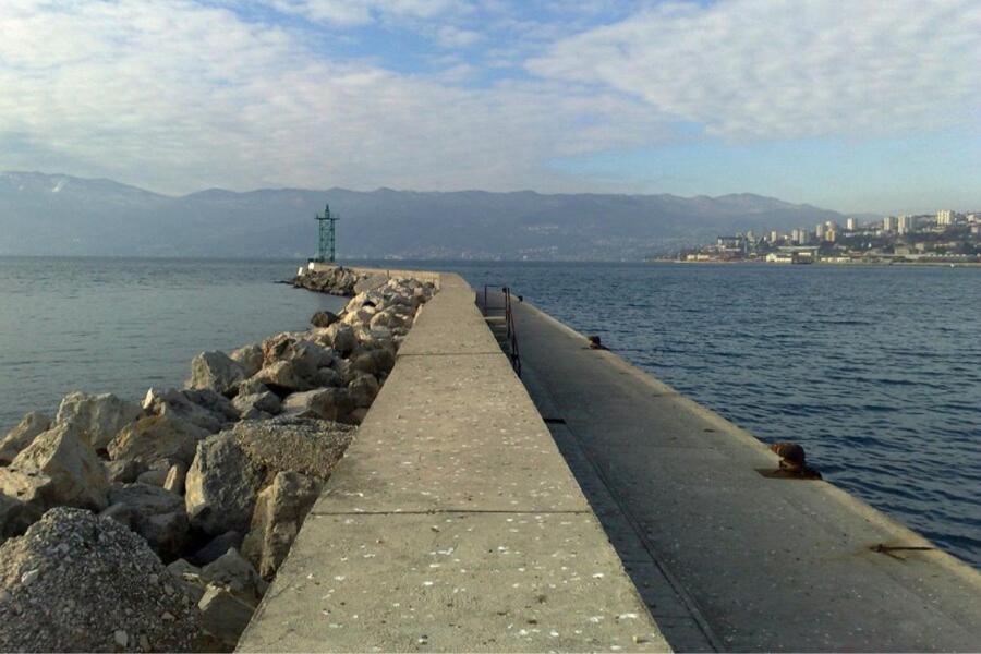 Seafront Artist Studios Rijeka Exterior photo